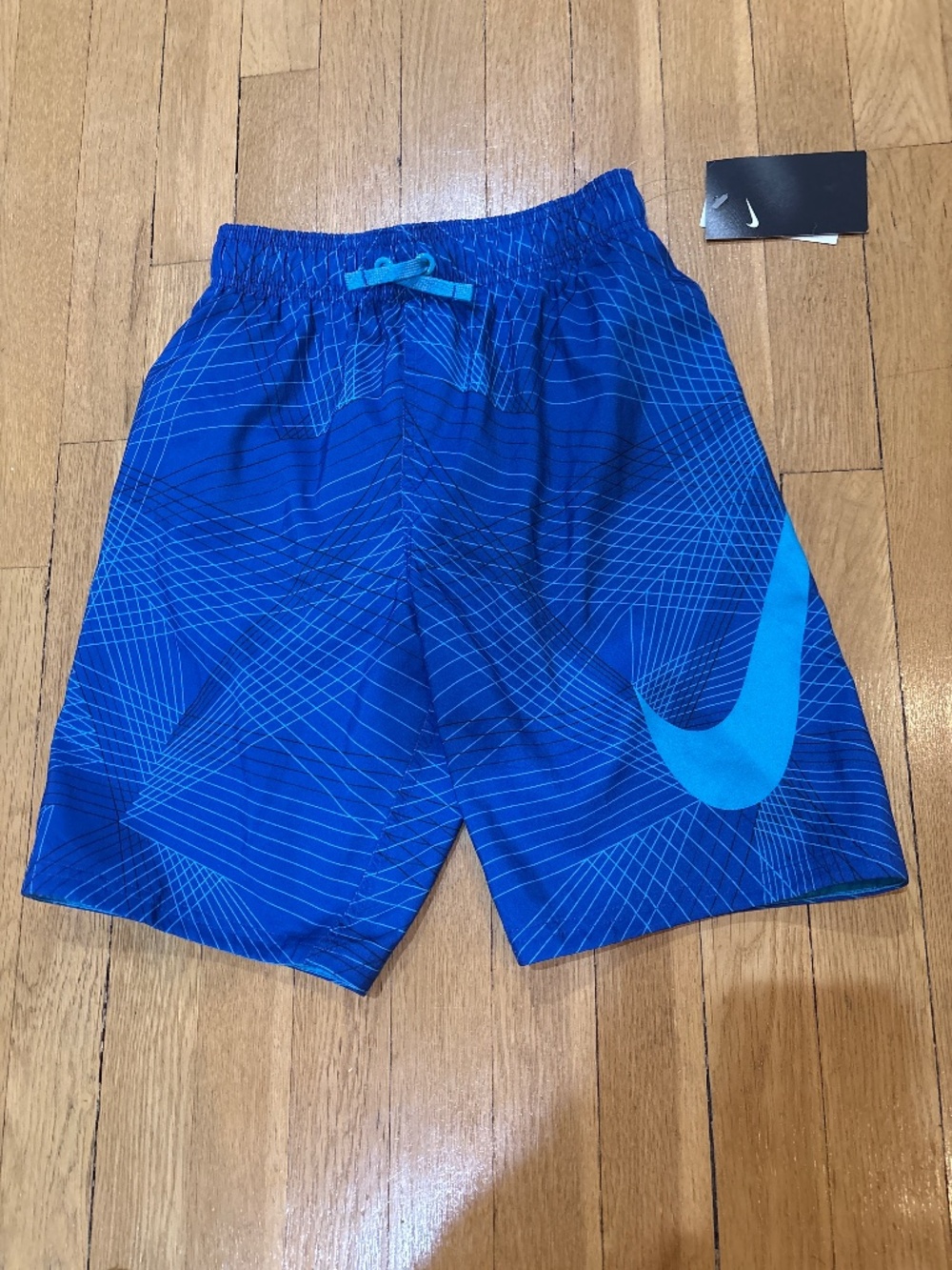 NWT Nike Boys Bathing Suit Size Medium